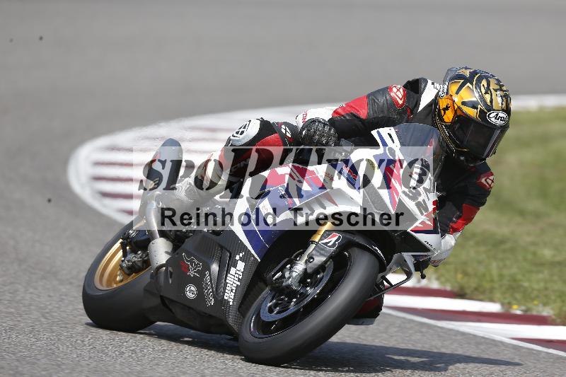 /Archiv-2025/49 26.08.2025 Cornu Master School ADR/rot-rouge/32